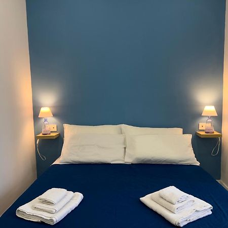 Aura Apartments Napoli Bagian luar foto